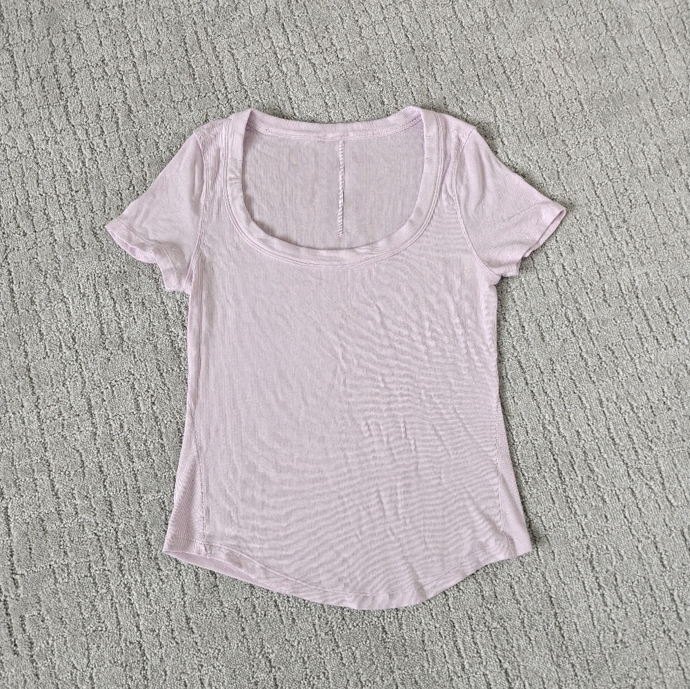 Hold Tight Scoop-Neck Short-Sleeve Shirt